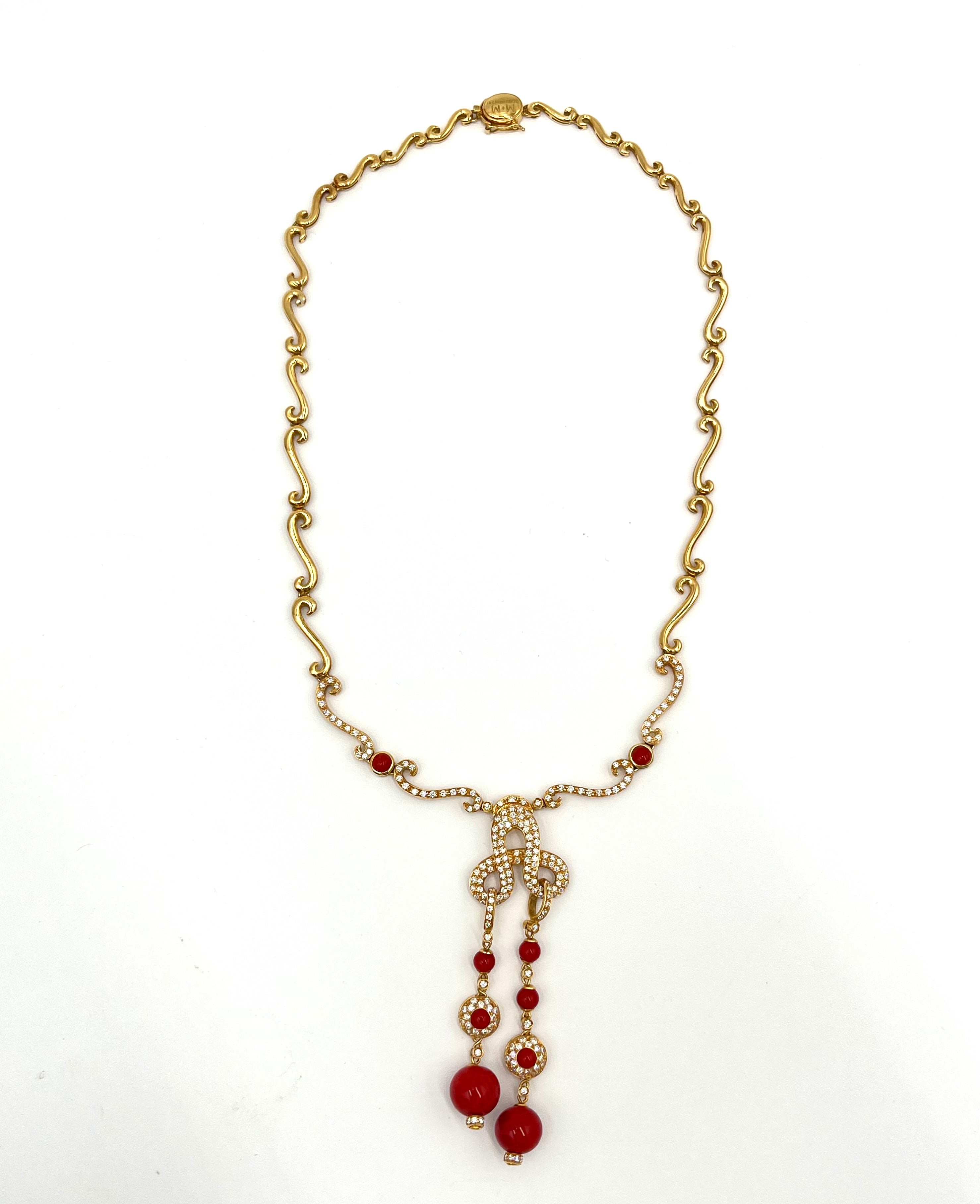 Collana in oro giallo 18kr con diamanti e corallo rosso mediterraneo naturale