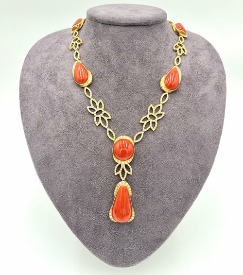 collana di corallo in oro 18kt e diamanti
