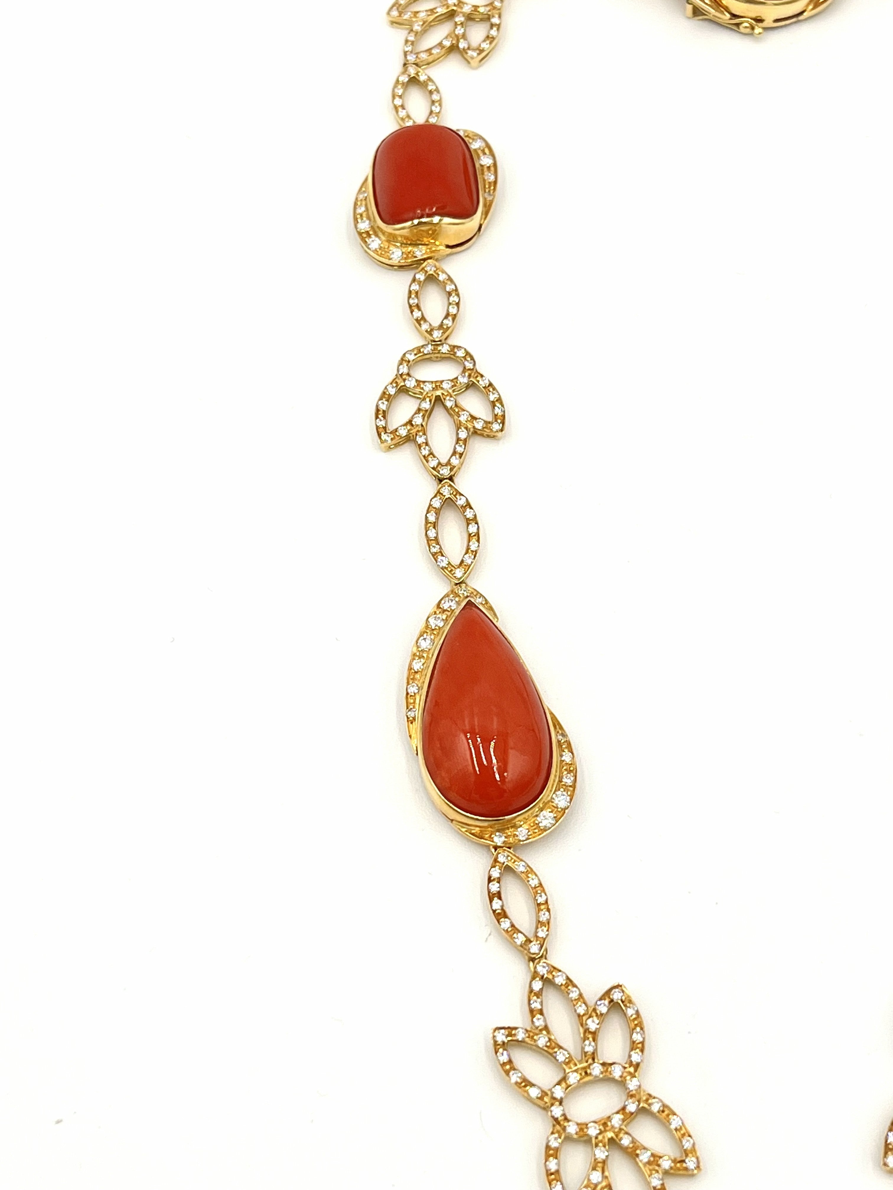 collana di corallo in oro 18kt e diamanti
